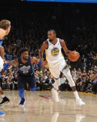  勇士绝杀雷霆终结对手七连胜势头  