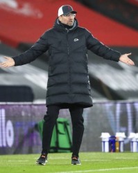  朗斯铁卫乌龙球葬送关键战役  