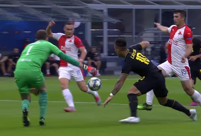  第戎升班马黑马本色，逼平豪门引关注  