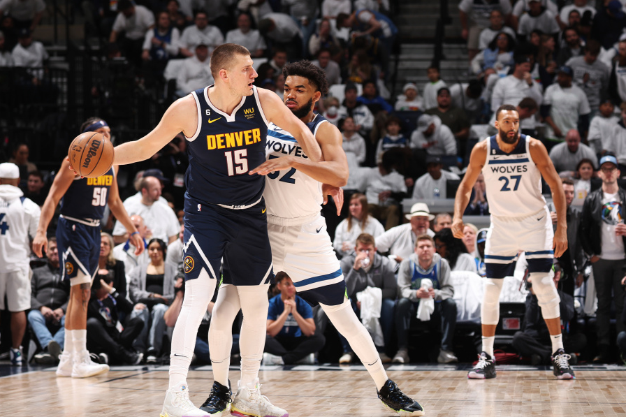  爱德华兹三分绝杀森林狼险胜鹈鹕收获赛季第四十胜